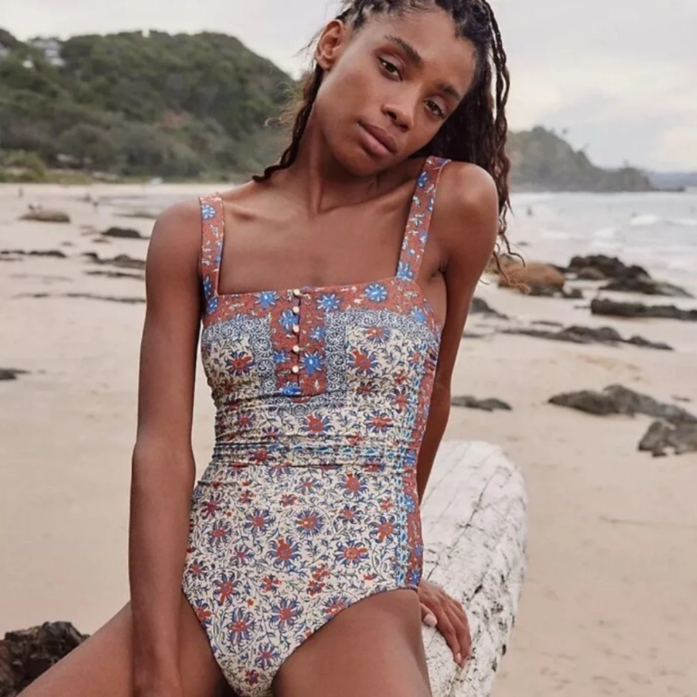 BOTEH Clementine Zoey Button Detail Multi Print One Piece Swimsuit SZ L - Picture 4 of 10